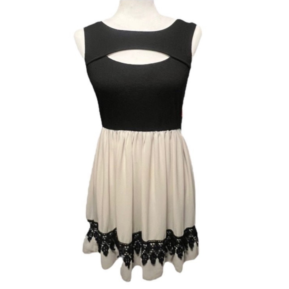Rewind Black & Cream Hallow Out Chest Dress - Size Small